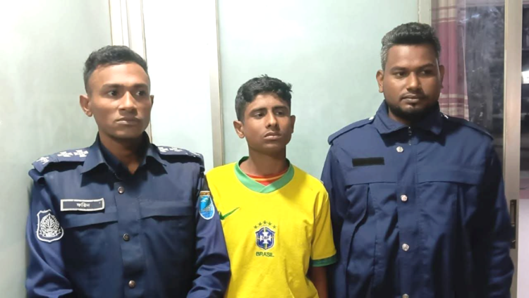 কিশোরগঞ্জের কটিয়াদীতে   চাচিকে ধর্ষণের অভিযোগে ভাতিজা  গ্রেপ্তার