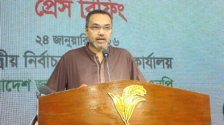 তারেক রহমানকে ঘিরে ২৯টি অপতথ্য ছড়ানো হয়েছে: মাহদী আমিন