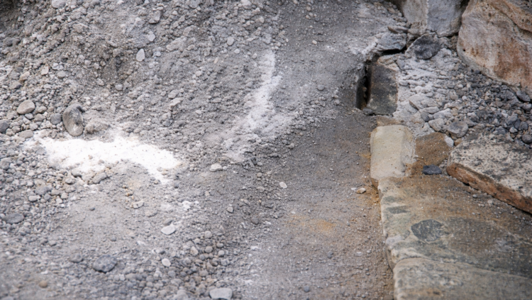 যশোর সদর  অবৈধ ভেজাল দস্তা সার তৈরি করে বিভিন্ন বাজারে সরবরাহ করার অভিযোগ