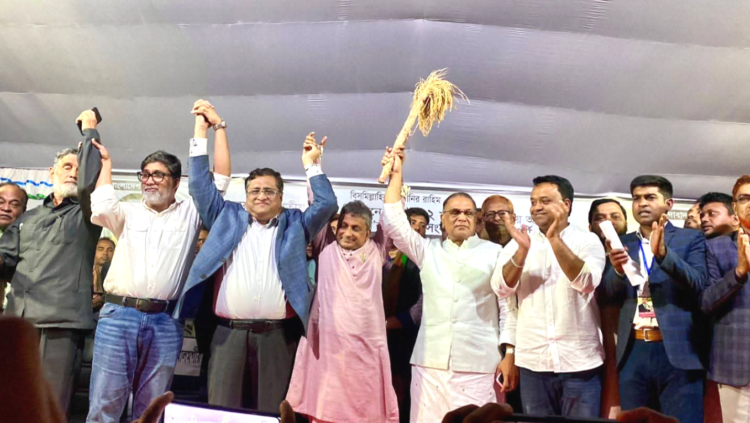 “ধর্ম যার যার,সংখ্যাগুরু,সংখ্যালগু নেই আমরা বাংলাদেশী” সরওয়ার আলমগীর