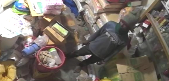 দুমকি উপজেলায়,  সাতটি দোকানে চুরি