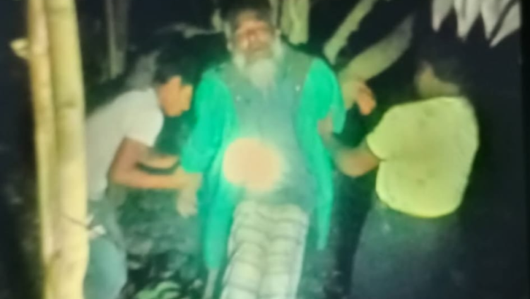 গভীর রাতে পাহারাদারকে বেঁধে রেখে পালাল ডাকাত দল