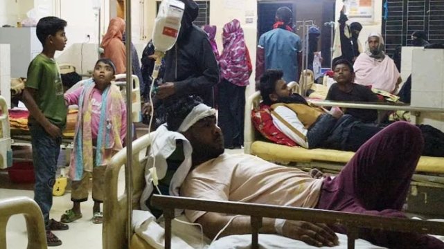 গোপালগঞ্জের টুঙ্গিপাড়ায় বিএনপির কর্মীসহ ৫ জনকে কুপিয়ে-পিটিয়ে আহত