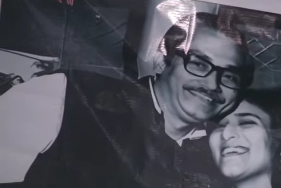 যশোর জেলা আওয়ামী লীগ কার্যালয়ে মুজিব ও হাসিনার ছবি: তোলপাড়