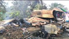 নবীনগরে বিএনপির নির্বাচনীয় অফিসে আগুন স্হানীয়দের ধারণা  বৈদ্যুতিক শর্ট সার্কিট