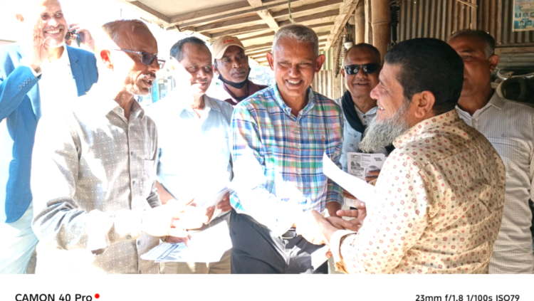 নেত্রকোনায় ধানের শীষে ভোট চেয়ে দিনব্যাপী গণসংযোগ করেছেন এডভোকেট শাহের পাঠান