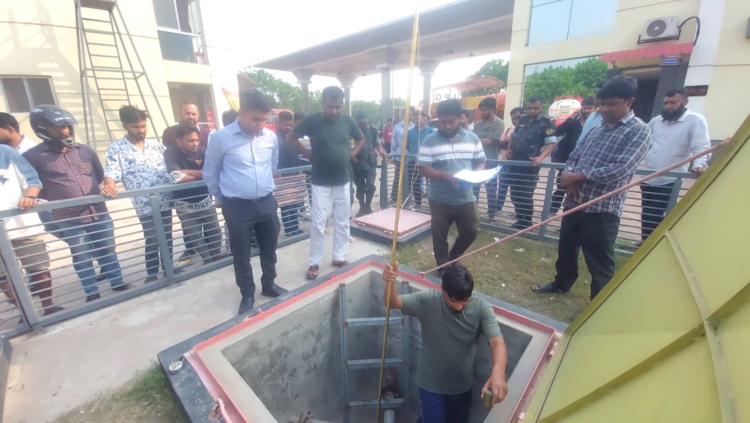 ফরিদপুরে ২৮ হাজার লিটার তেল লুকিয়ে জরিমানা গুণলো পাম্প কর্তৃপক্ষ