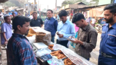 ‎খোলা ড্রামে জ্বালানি তেল বিক্রি বন্ধে শেরপুরে মোবাইল কোর্ট, জরিমানা ৯,৫০০ টাকা