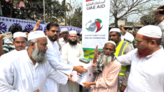 মুরাদনগরে খলিফা ফাউন্ডেশনের উদ্যোগে ৫ শতাধিক পরিবারে খাদ্যসামগ্রী বিতরণ