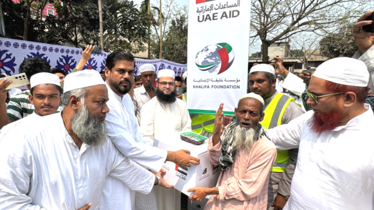 মুরাদনগরে খলিফা ফাউন্ডেশনের উদ্যোগে ৫ শতাধিক পরিবারে খাদ্যসামগ্রী বিতরণ