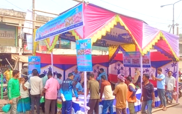 দোহারে সাশ্রয়ী মূল্যে গোস্ত, দুধ ও ডিম বিক্রি শুরু