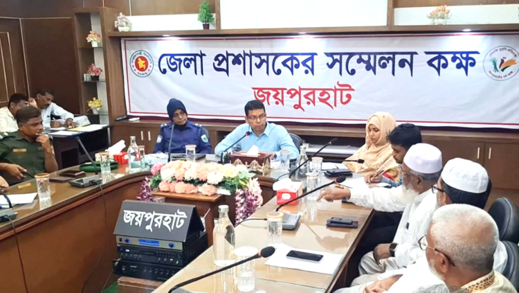 জয়পুরহাটে বৈধ কাগজপত্র বিহীন যানবাহনে জ্বালানি তেল সরবরাহ না করার সিদ্ধান্ত