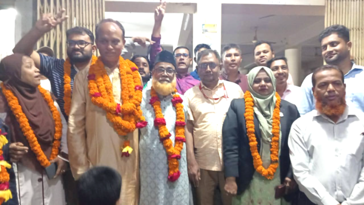 কক্সবাজার আইনজীবী সমিতি নির্বাচনে পদের সুষম বণ্টন