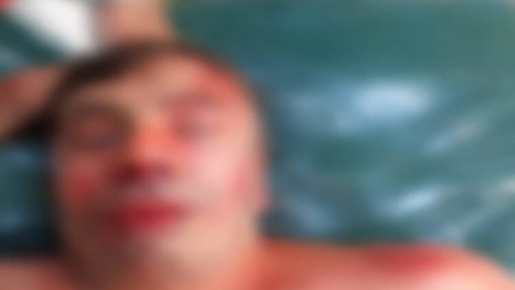 মান্দায় চাঁদা না পেয়ে একজনকে  হাতুড়ি দিয়ে পিটিয়ে জখম