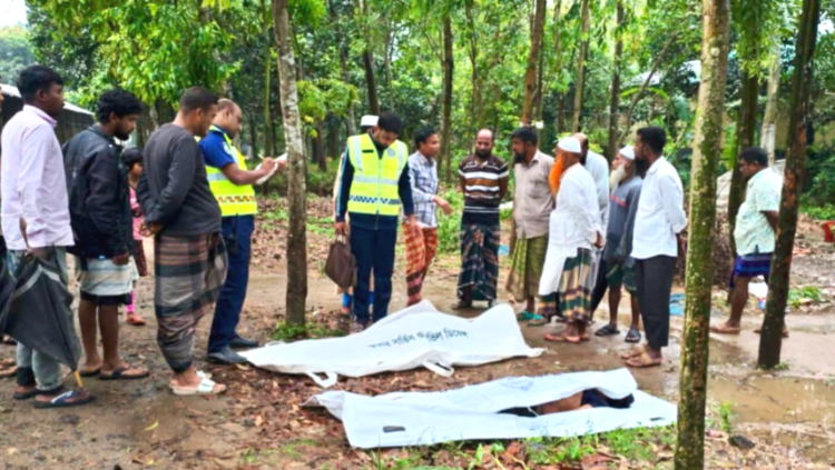 বিরামপুরে বাস-ট্রাক সংঘর্ষে নিহত ২, আহত অন্তত ৬