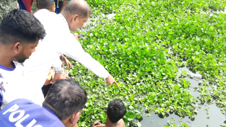 ডুবাতে মিললো শিশু ফারজানার নিতর দেহ