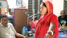 ডাকাতি করতে না পেরে দুই লাখ টাকা চাঁদা দাবি