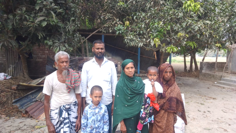 মাগুরায় জোড়া খুনের বাদীর বাড়িতে অগ্নিসংযোগ: ছাই হলো ঈদের আনন্দ