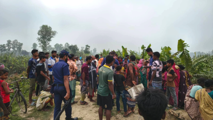 ‌পত্নীতলায় নদী থেকে অজ্ঞাত নারীর মরদেহ উদ্ধার  পত্নীতলা