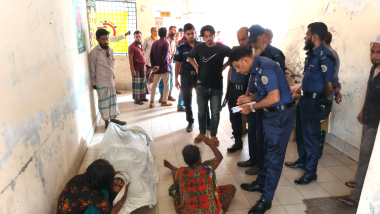 ঝালকাঠী’র রাজাপুরে যুবককে কুপিয়ে হত্যা, শ্বশুরবাড়ির লোকজনের বিরুদ্ধে অভিযোগ