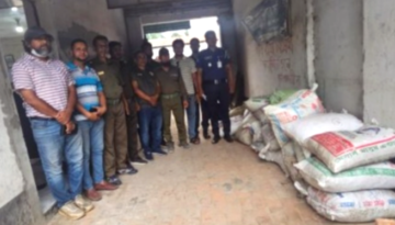 শ্যামনগর বাজারে অভিযান, সুন্দরবন থেকে আনা ২২৫০ কেজি নিষিদ্ধ শামুক জব্দ