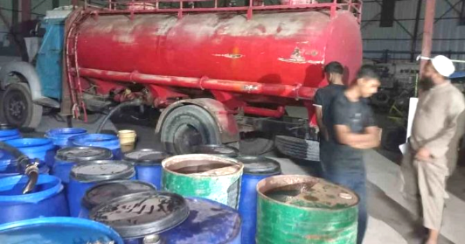 নরসিংদী পলাশে অবৈধভাবে মওজুদ কৃত ৯ হাজার লিটার ডিজেল উদ্ধার ও জরিমানা