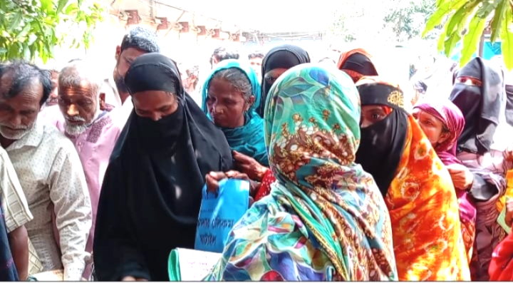 জনসাধারণের মাঝে টি-সি-বি পণ্য বন্টন ব্যবস্থা ভালো নেই