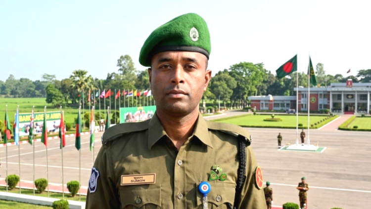 স্ত্রী সন্তান থাকা সত্ত্বেও পরকীয়া আসক্ত আনসার সদস্য সুমন