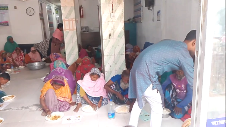 নজিপুরে হারুন রশিদের মানবসেবা উদ্যোগ