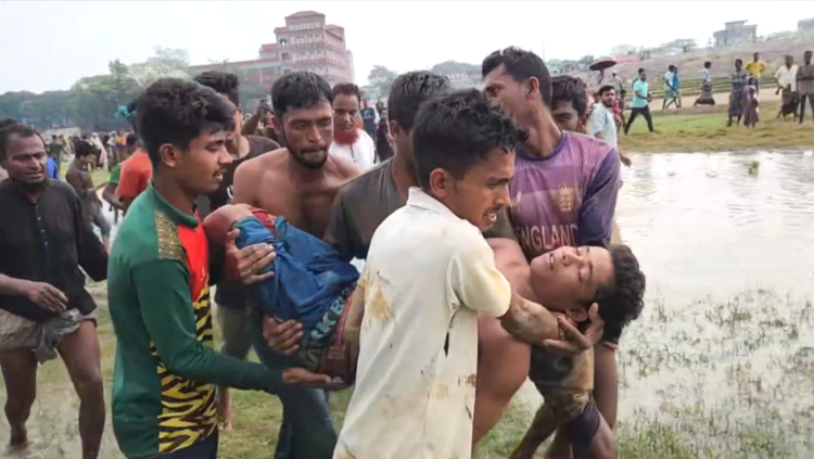 হাওরে  বাঁধ কাটতে গিয়ে মাটিচাপায় যুবকের মৃত্যু