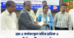 শ্রম ও কর্মসংস্থান সচিব শ্রমিক ও মেধাবী শিক্ষার্থীদের চেক দিলেন