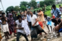 হ্যান্ডকাফসহ আসামি ছিনিয়ে নিল মাদক কারবারিরা