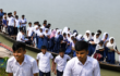 হাওরাঞ্চলে বর্ষায় শিক্ষা ব্যবস্থার বেহালদশা শিক্ষা গ্রহনে বিঘ্নিত