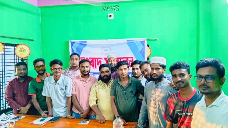 পেশাগত দক্ষতা অর্জনে মণিরামপুর রিপোর্টার্স ক্লাবের মাসিক সভা অনুষ্ঠিত