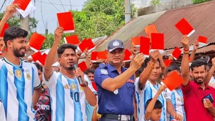 নেত্রকোনার দুর্গাপুরে মাদককে ‘লাল কার্ড’ দেখালেন ফুটবলপ্রেমীরা
