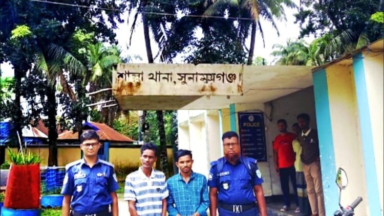 শাল্লায় মদ্যপ অবস্থায় ৩০ লিটার মদসহ ইউপি সদস্য দেবব্রত ও সহযোগী পুলিশের খাঁচায়