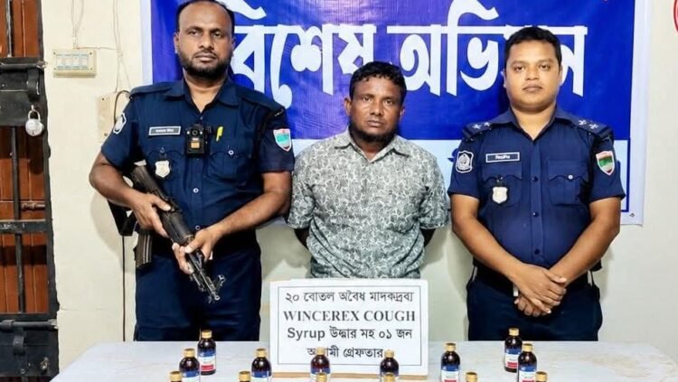 মহেশপুরে ২০ বোতল কোডিনযুক্ত কফ সিরাপসহ মা-দক কারবারি গ্রে-প্তার