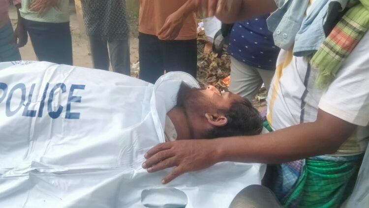 কটিয়াদীতে ইমামের মৃত্যু নিয়ে রহস্য